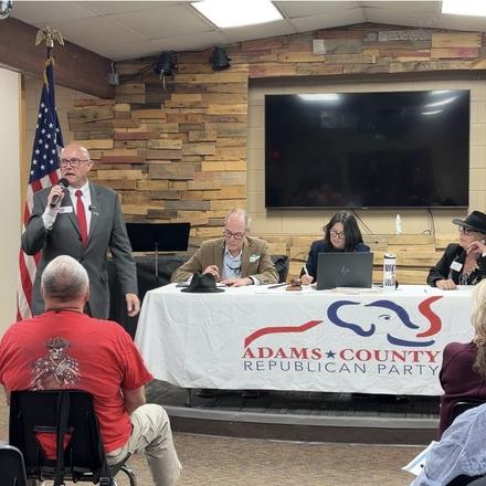 Craig Sullivan opening his remarks to the county party